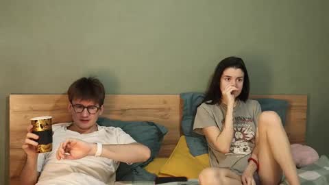 Snapshot of hard_pepper chatting on 02.09.25 Emily and David online show from 02.09.25