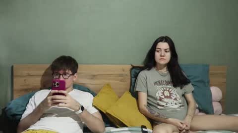 Snapshot of hard_pepper chatting on 02.16.25 Emily and David online show from 02.16.25