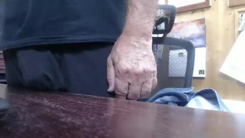 Snapshot of hardbuns chatting on 10.30.25 Brad online show from 10.30.25