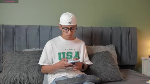 Kade and Demi online show from 01.07.26