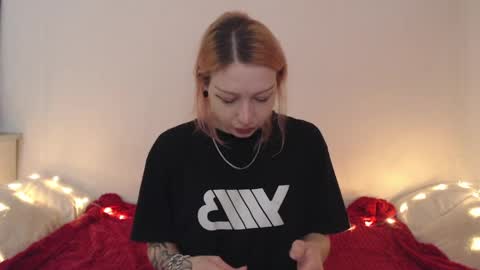 Snapshot of hardcore_x chatting on 05.28.26 Emily online show from 05.28.26