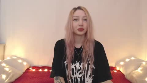 Snapshot of hardcore_x chatting on 06.03.26 Emily online show from 06.03.26