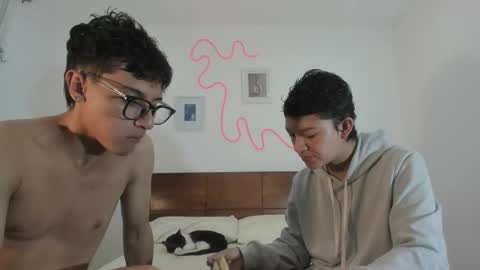 Snapshot of hardcoreheat_ind chatting on 02.23.26 kade and demi independent models online show from 02.23.26