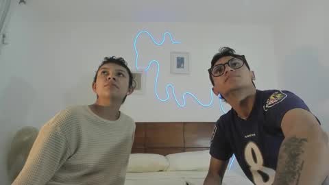 Snapshot of hardcoreheat_ind chatting on 02.26.26 kade and demi independent models online show from 02.26.26