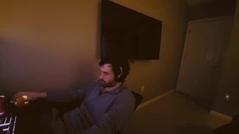 Tom online show from 12.25.24