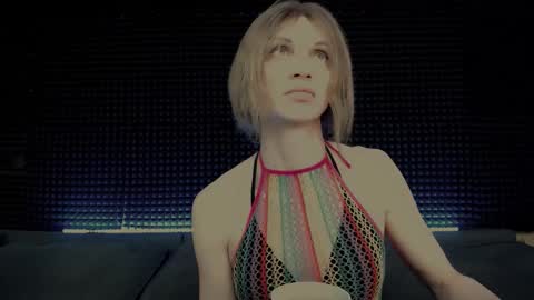 Miss Hardy online show from 01.18.26