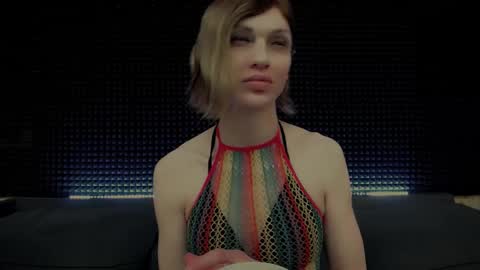 Miss Hardy online show from 02.20.26