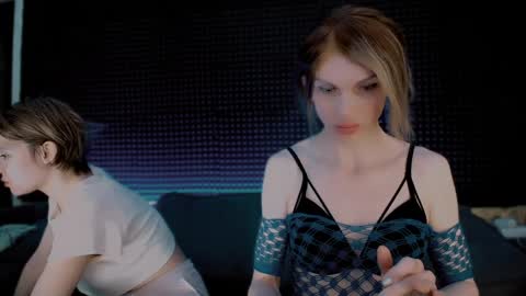 Miss Hardy online show from 04.05.26