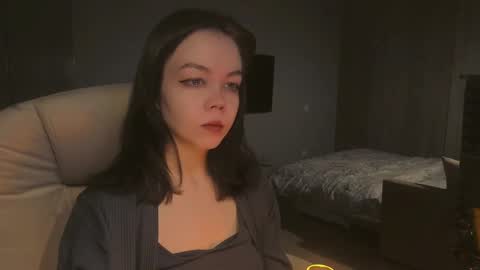 Snapshot of haribo_asmr chatting on 11.06.25 Miss Hari online show from 11.06.25