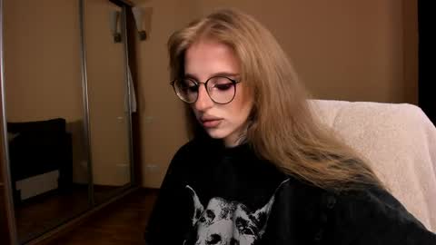 Julia online show from 04.15.26