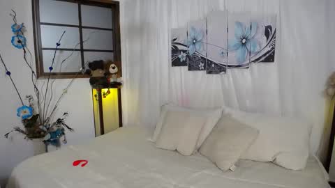 Snapshot of harley_quinns1 chatting on 01.15.25 harley_quinns1 online show from 01.15.25