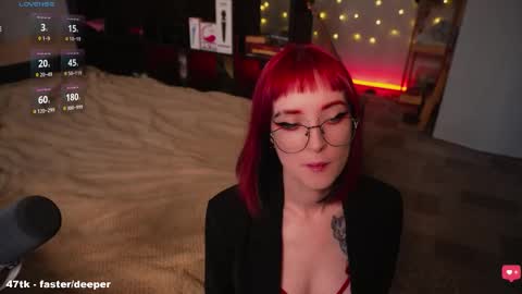 Snapshot of harleyspy chatting on 11.01.25 HarleyJeffrey online show from 11.01.25