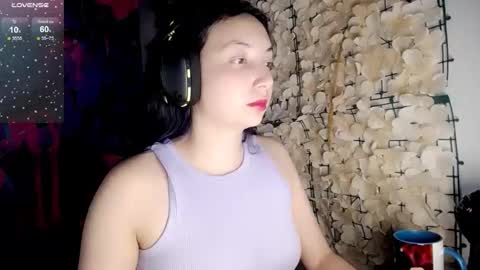 Snapshot of harmonys_couple_ chatting on 10.23.25 Harmonys World online show from 10.23.25