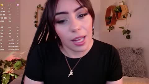 Snapshot of harmonyy01 chatting on 10.04.25 Harmony Please help me to reach 100 thumbs up online show from 10.04.25