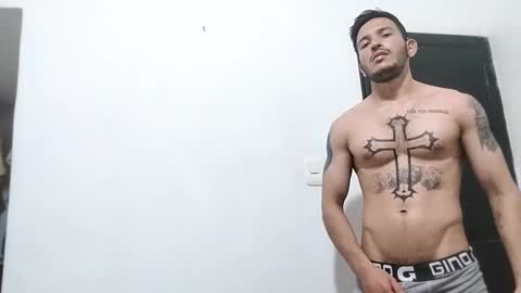 BOY HOT online show from 03.08.25