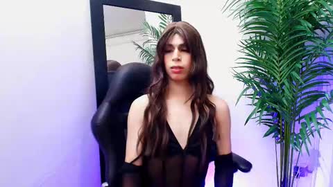 Snapshot of harper_brown1 chatting on 10.11.25 Harper online show from 10.11.25