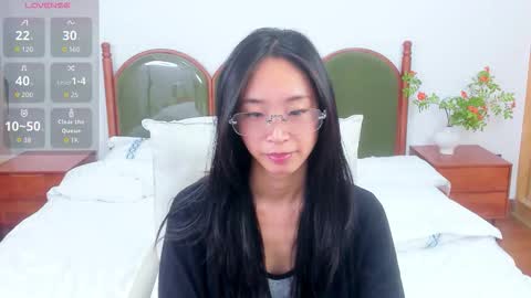 Snapshot of harriethelen chatting on 02.06.26 helen online show from 02.06.26