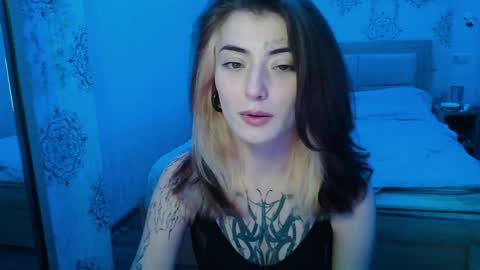 Snapshot of harrislola chatting on 06.05.26 Harris Lola online show from 06.05.26