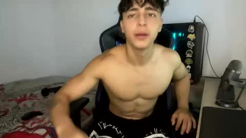 Snapshot of harry_p01 chatting on 01.21.25 harry_p01 online show from 01.21.25