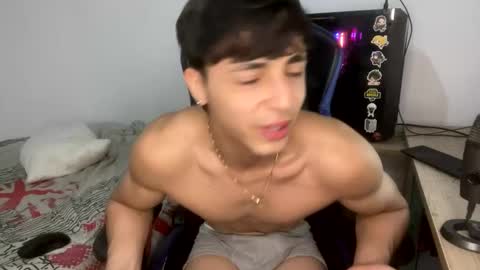 Snapshot of harry_p01 chatting on 02.07.25 harry_p01 online show from 02.07.25