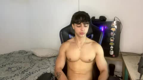 Snapshot of harry_p01 chatting on 02.08.25 harry_p01 online show from 02.08.25