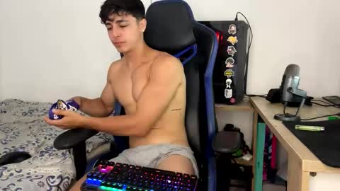 Snapshot of harry_p01 chatting on 03.10.25 harry_p01 online show from 03.10.25