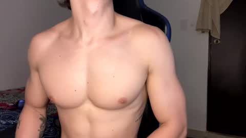 Snapshot of harry_p01 chatting on 10.19.25 harry_p01 online show from 10.19.25