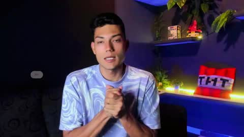 Snapshot of harrydavidsonx chatting on 05.17.26 ... online show from 05.17.26