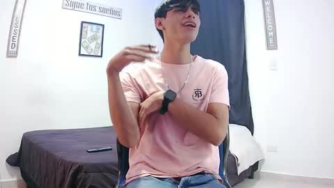 Snapshot of harrythomson1 chatting on 11.05.25 harry thomson online show from 11.05.25