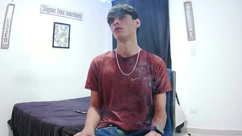 Snapshot of harrythomson1 chatting on 11.10.25 harry thomson online show from 11.10.25