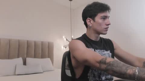 Harry Jones online show from 01.24.25