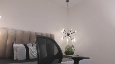 Harry Jones online show from 02.18.25