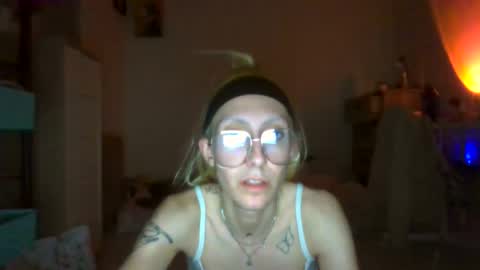 Snapshot of hartdrive chatting on 01.20.25 KARLIE QUINZEL stripper MD. online show from 01.20.25