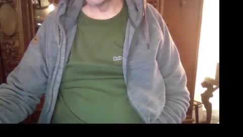 Snapshot of hartwichser1 chatting on 10.16.25 hot n nasty online show from 10.16.25