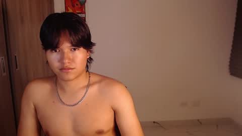 Snapshot of haru_boi chatting on 03.10.26 Haru online show from 03.10.26