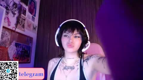 Snapshot of harumi09 chatting on 10.07.25 harukitty online show from 10.07.25