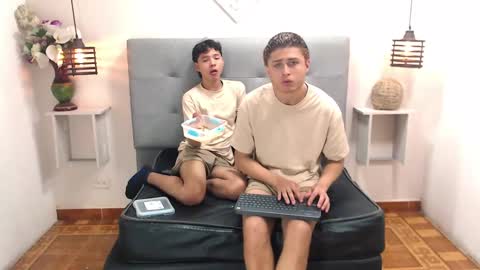 Snapshot of hasan_barry chatting on 01.06.25 Hasan and Barry Boyfriends online show from 01.06.25