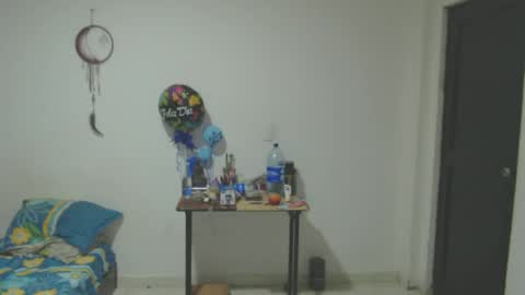Snapshot of hasani_savala chatting on 10.11.25 Hasani online show from 10.11.25