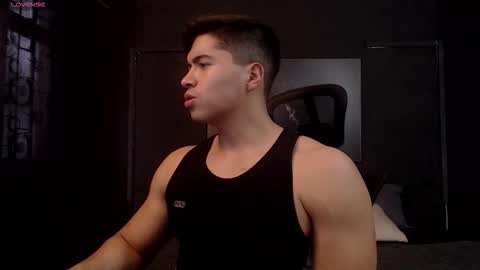 Snapshot of hat_guy01 chatting on 02.27.26 hat_guy01 online show from 02.27.26