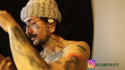 More content   2   online show from 01.21.25