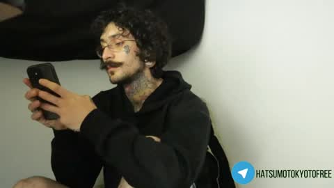 More content   2   online show from 01.22.25