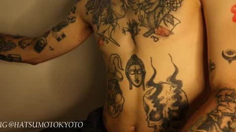 More content   2   online show from 03.08.25