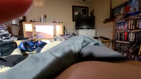 Snapshot of hawkfan1888 chatting on 10.12.25 hawkfan1888 online show from 10.12.25