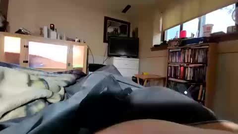 Snapshot of hawkfan1888 chatting on 10.18.25 hawkfan1888 online show from 10.18.25