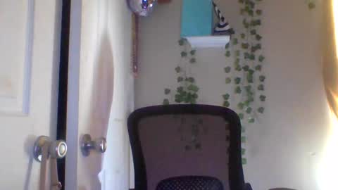 Snapshot of hawtchoc37 chatting on 02.26.26 hawtchoc37 online show from 02.26.26