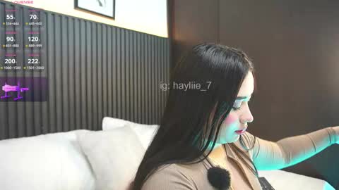 Snapshot of hay1_ chatting on 05.28.26 haylie See you tonight at 8pm Colombia time online show from 05.28.26