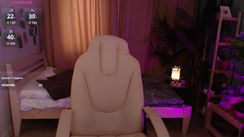 Snapshot of haya_harareet chatting on 03.03.26 Mia online show from 03.03.26