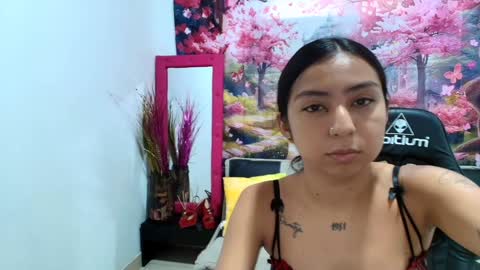 Snapshot of hayami_18 chatting on 01.08.25 HAYAMI online show from 01.08.25