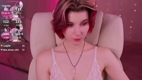 haylaamber online show from 02.21.25