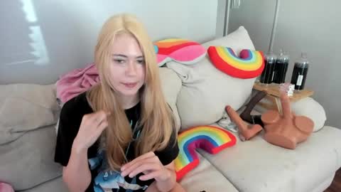 Hayley online show from 04.18.26